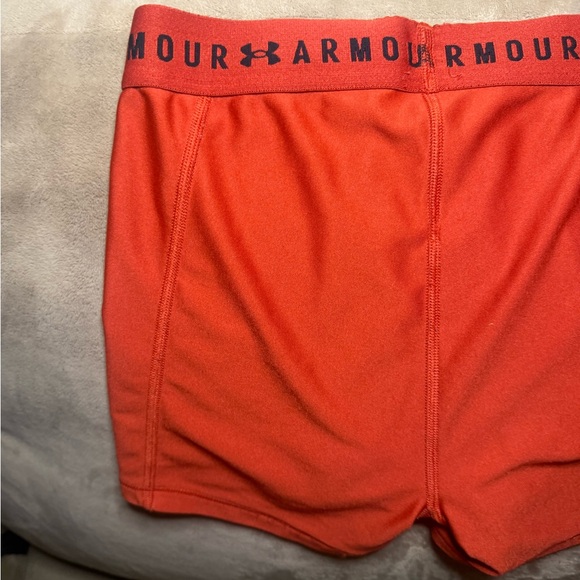 Under Armour Women's Activewear Size Small Vibrant Orange Athletic Shorts - Picture 7 of 9